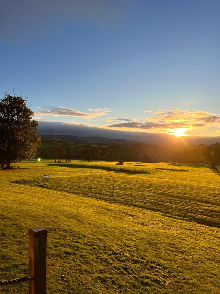 Отель Welbeck Manor And Golf Sparkwell Экстерьер фото